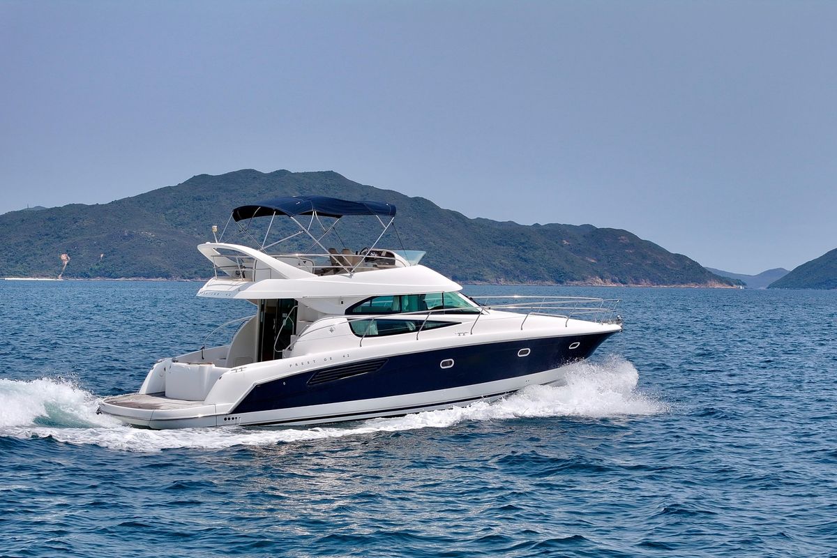 foto: 22 Prestige 42 Fly
