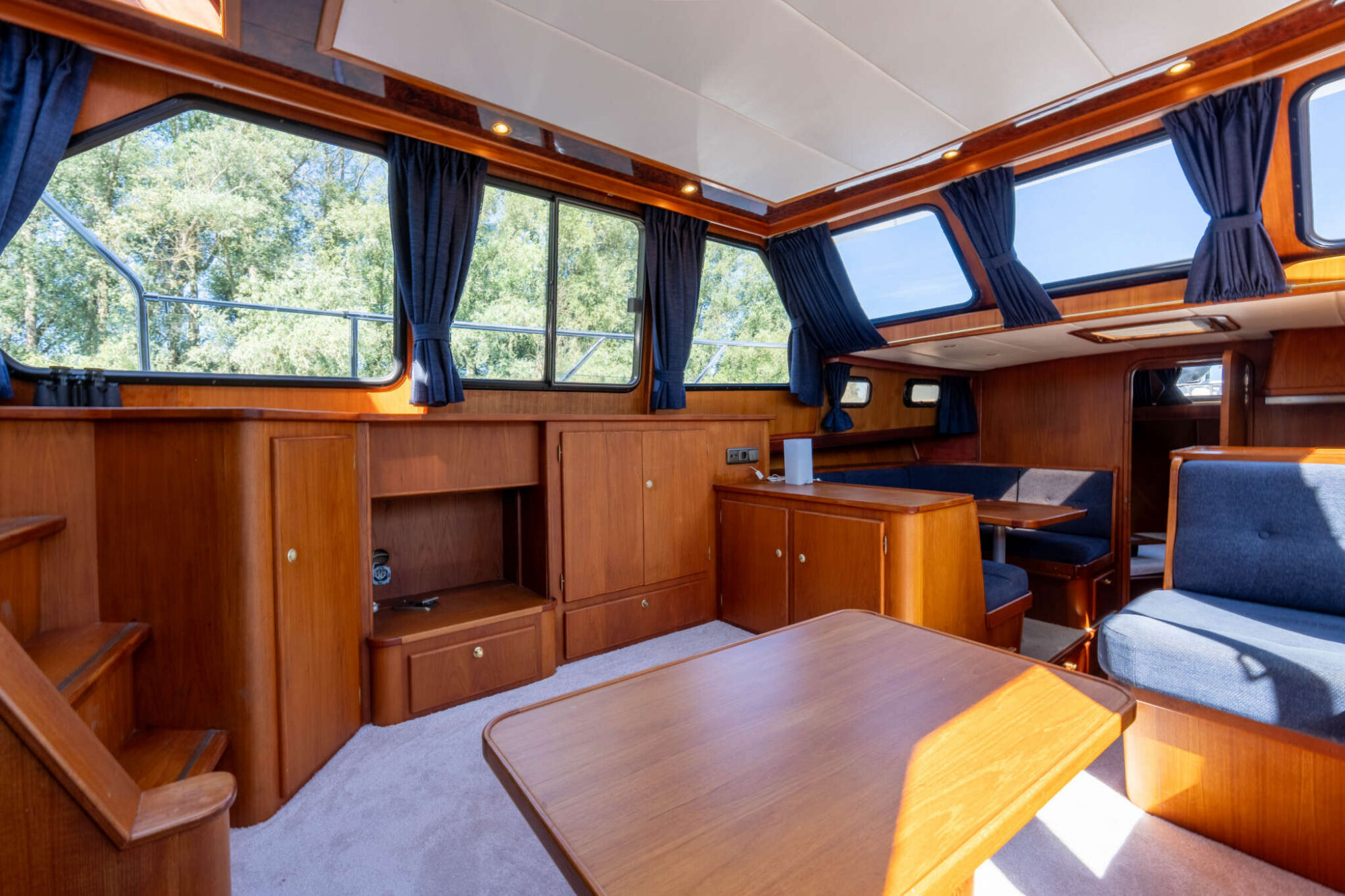 foto: 64 Explorer Explorer Classic 14.00 AK Cabrio
