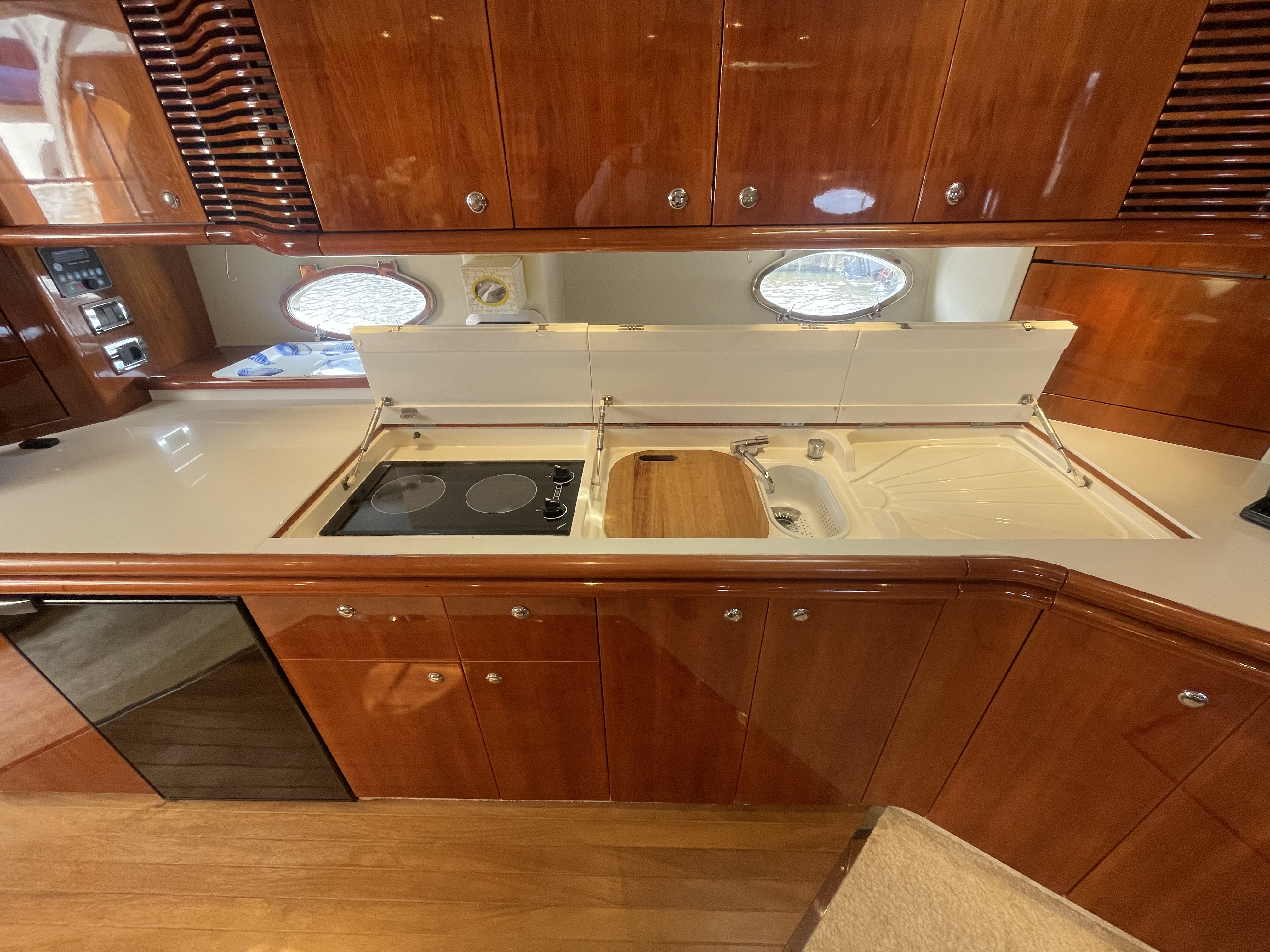 foto: 13 Sunseeker Predator 58