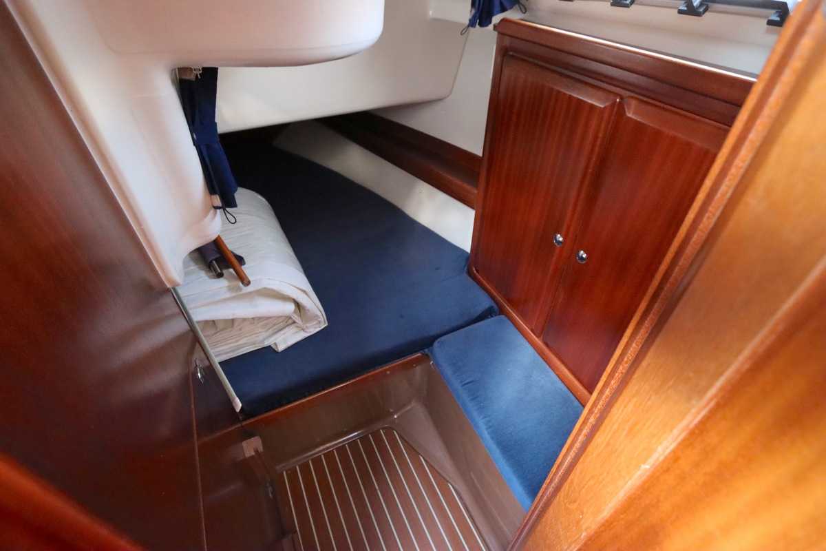 foto: 83 Bavaria  38-3 Cruiser