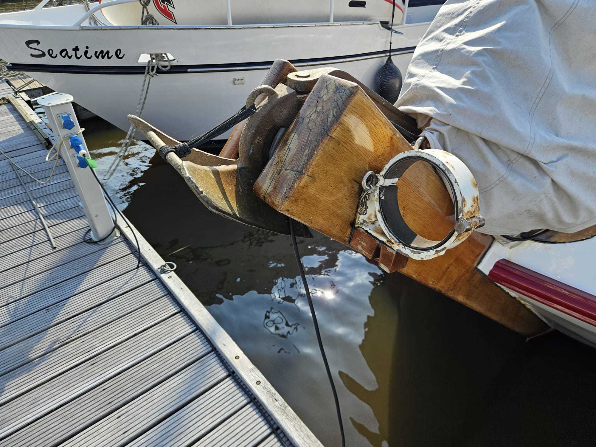 foto: 52 Gipon Schokker Visserman 10.50