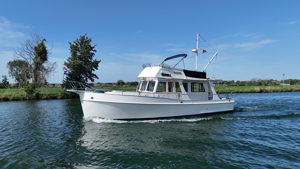 foto: 29 Grand Banks 42 europa