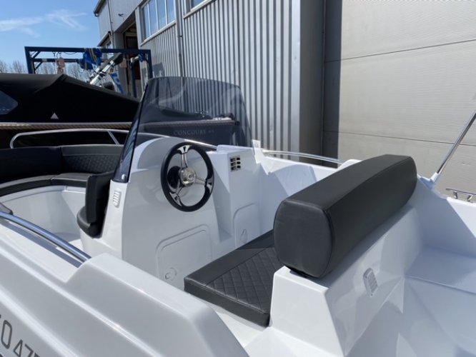 foto: 10 Amigo
         475 Sport console boot