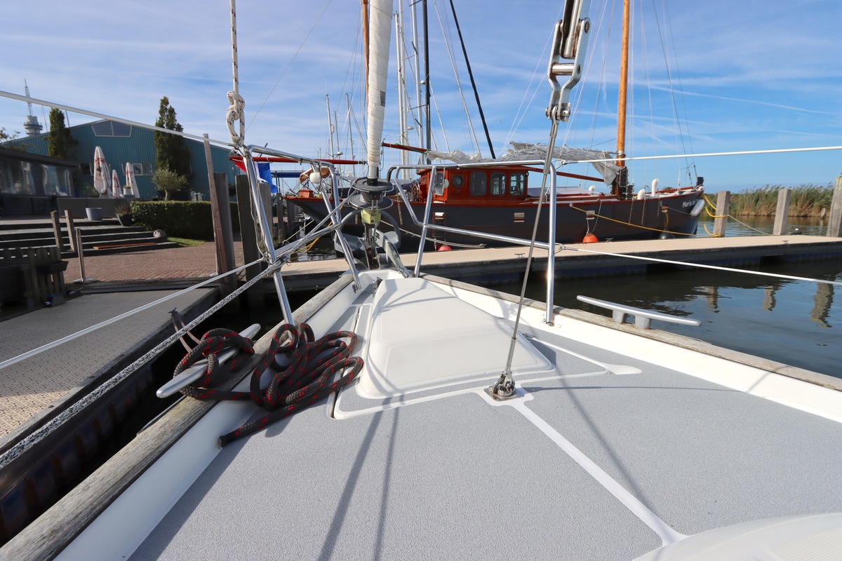 foto: 110 Beneteau Oceanis 423 Clipper 