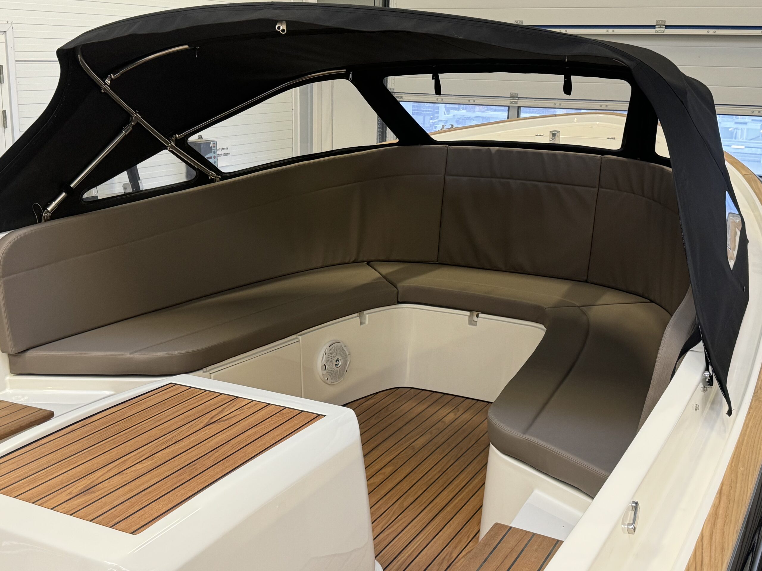 foto: 28 Bayliner 3288