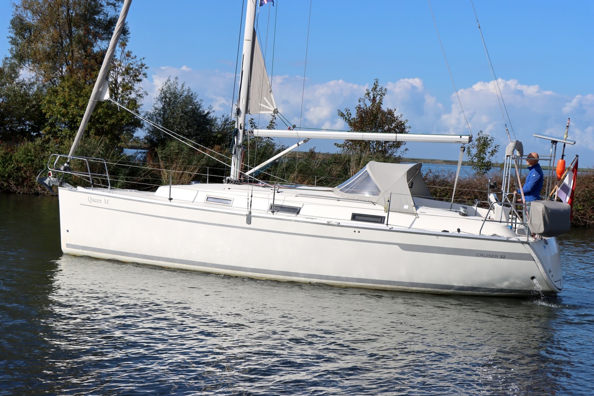 foto: 30 Bavaria  32 Cruiser