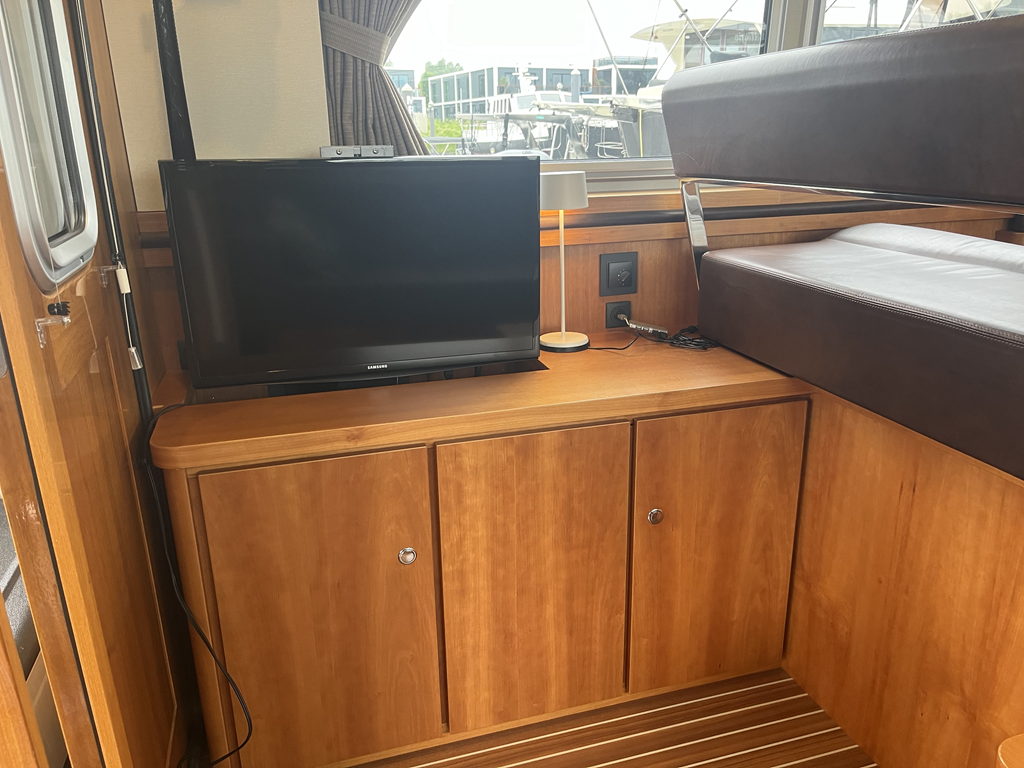 foto: 59 Linssen Grand Sturdy 470 Sedan Wheelhouse