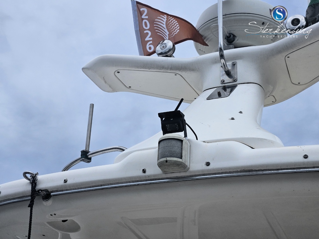 foto: 42 Sealine F330 Statesman