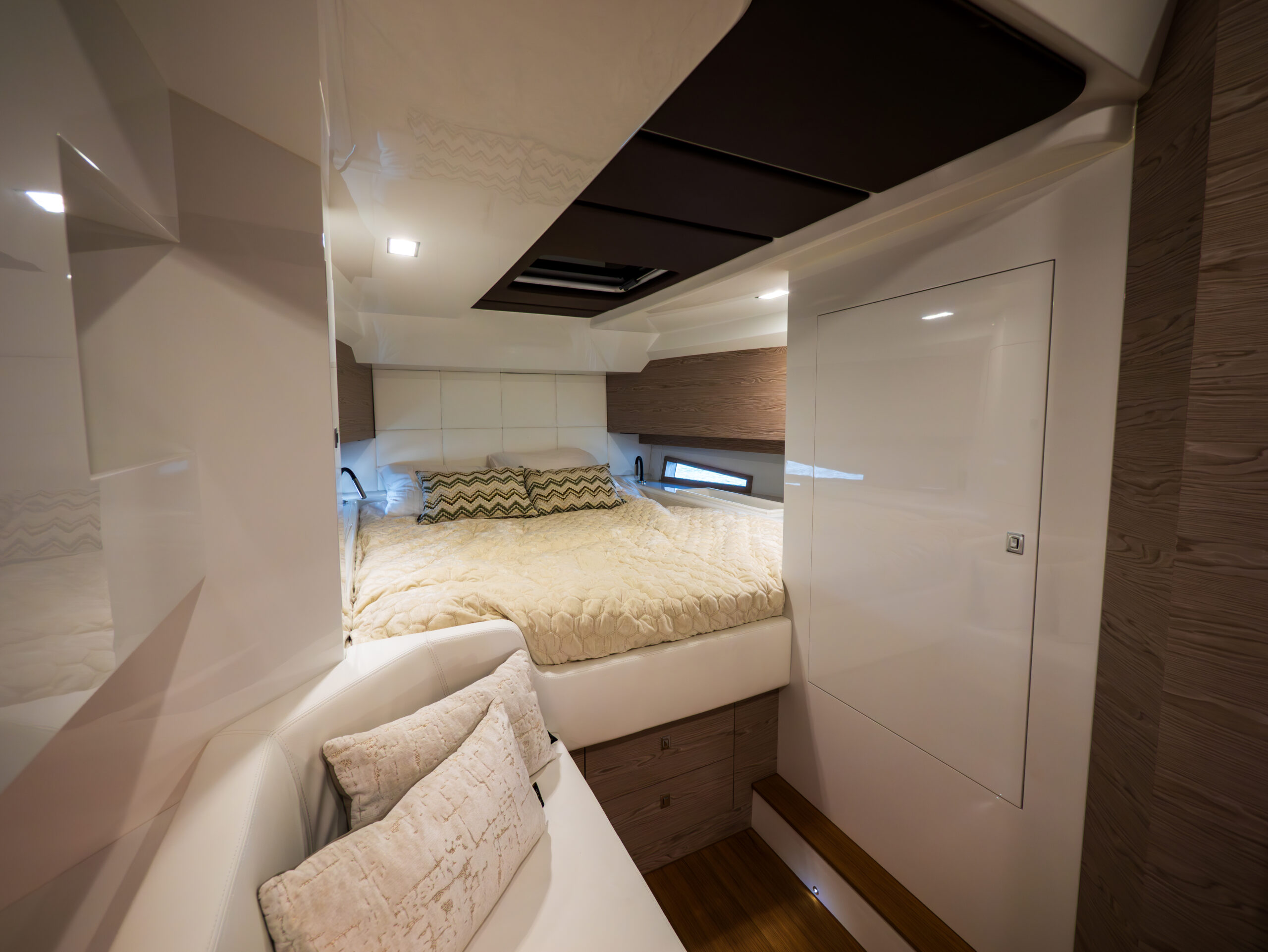 foto: 34 Sacs Rebel 47