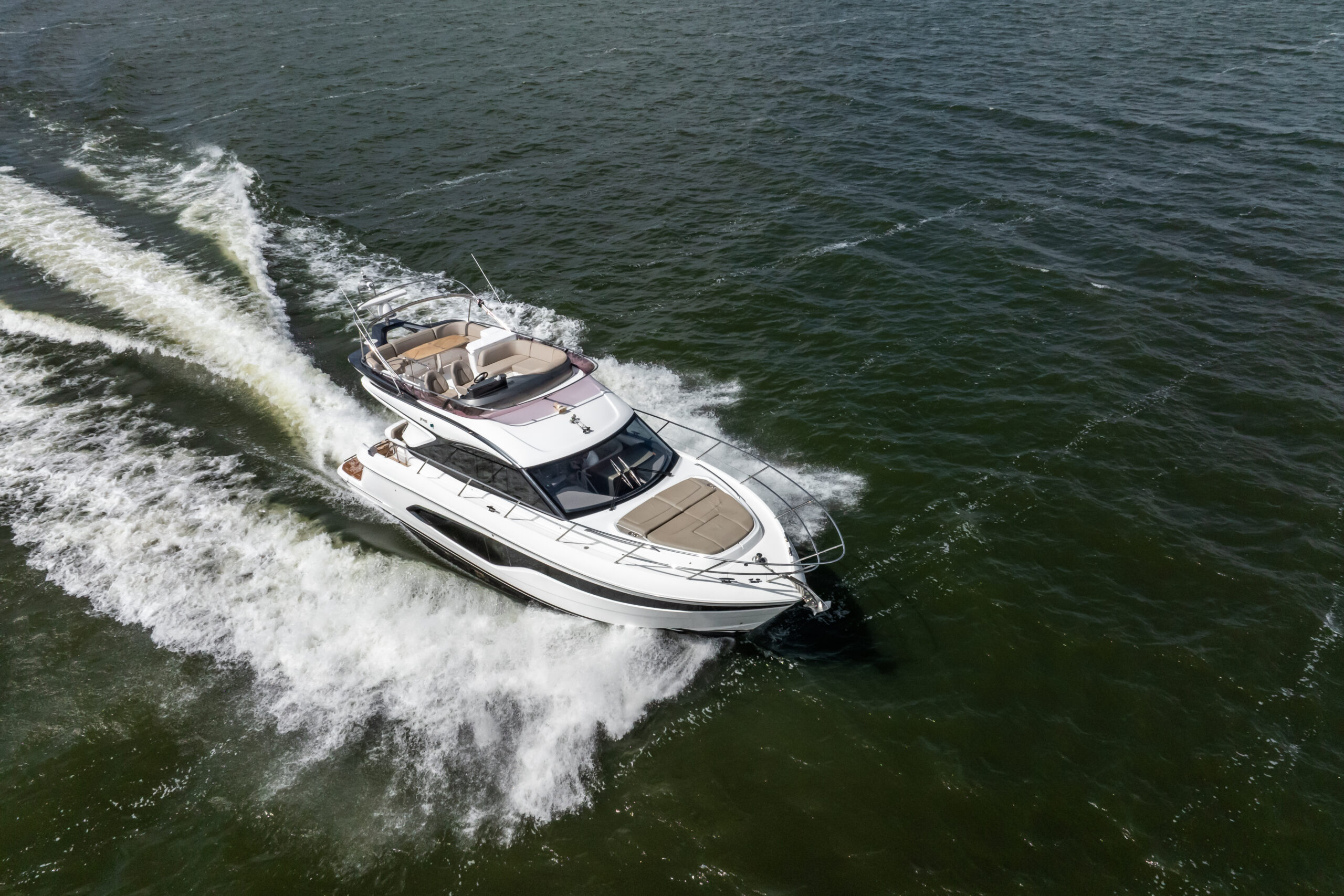 foto: 63 Princess F45
