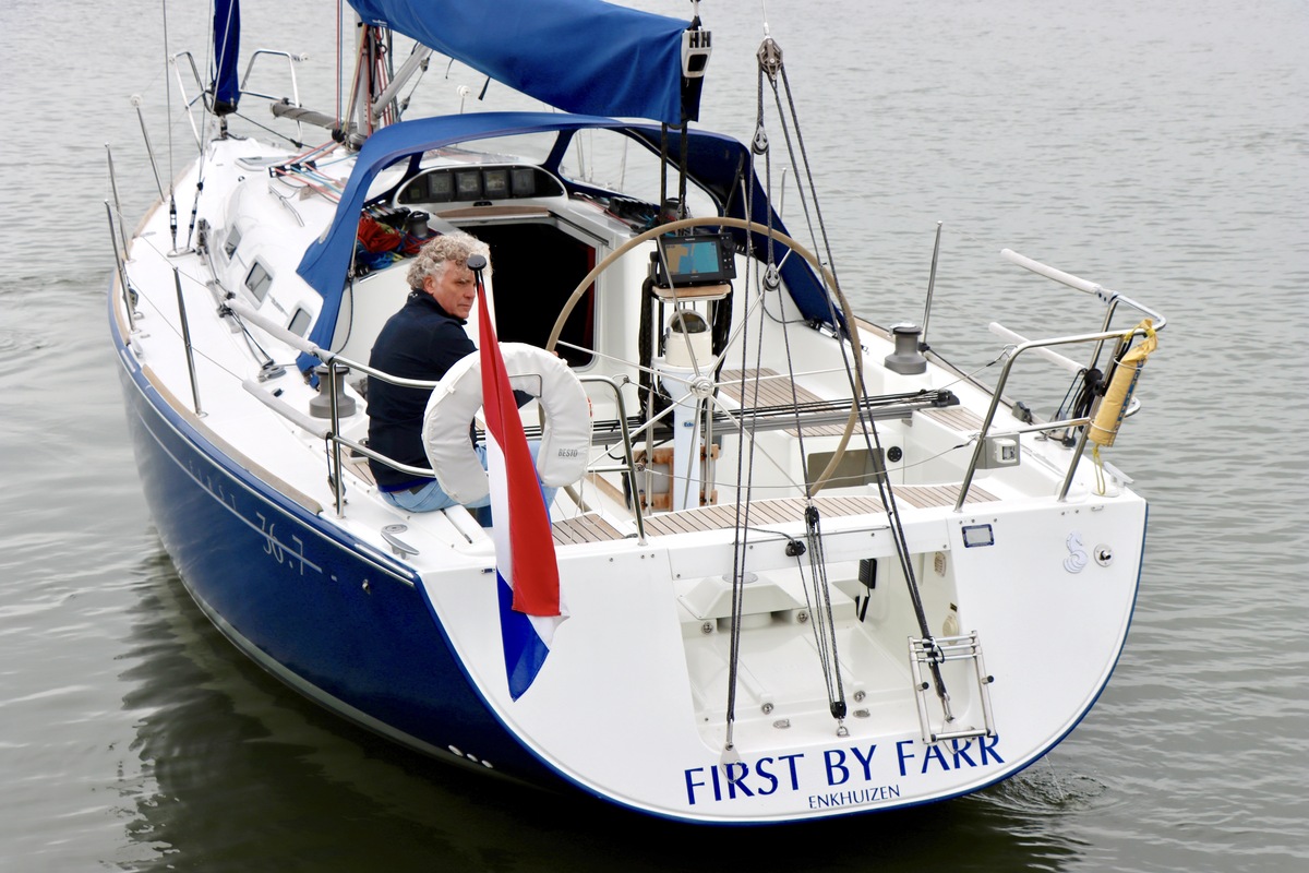 foto: 49 Beneteau  First 36.7 Performance uitvoering
