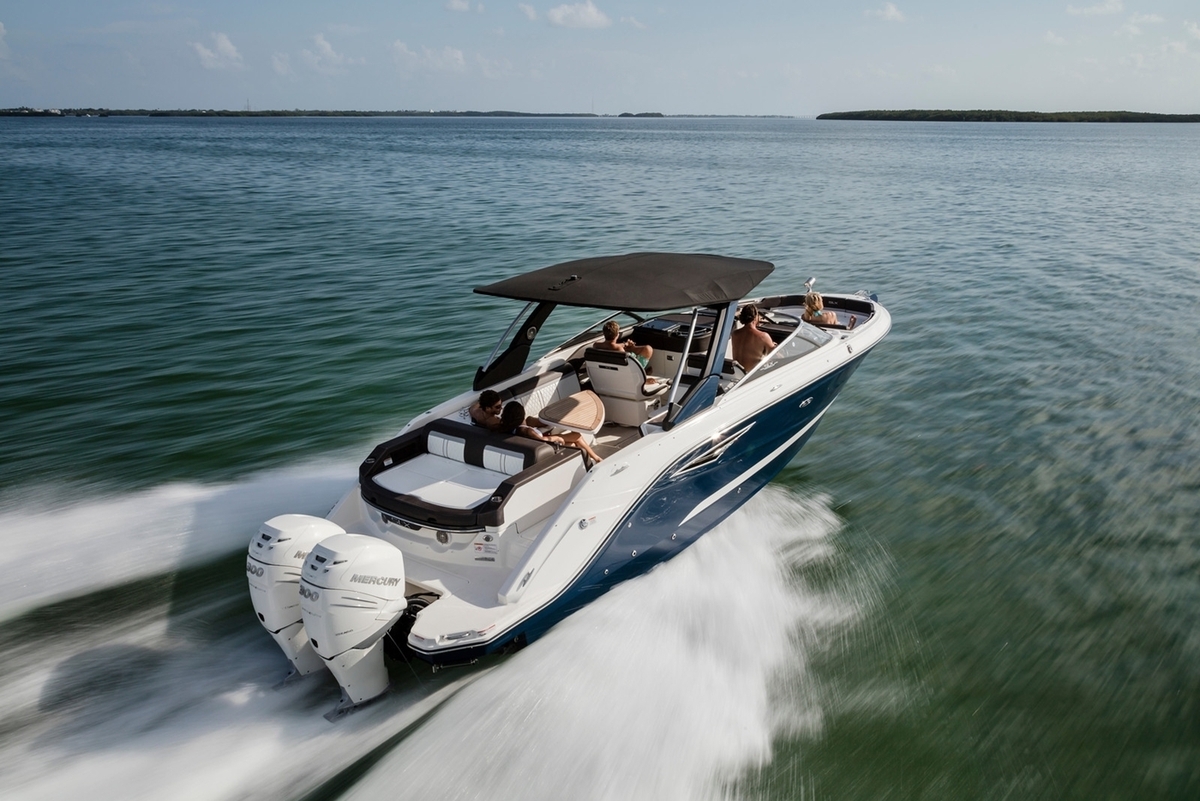 foto: 33 Sea Ray SLX 310 Outboard