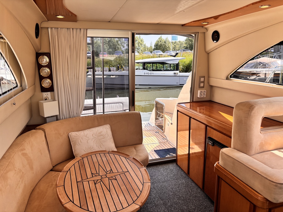 foto: 19 Rodman  30 Cruiser Flybridge 