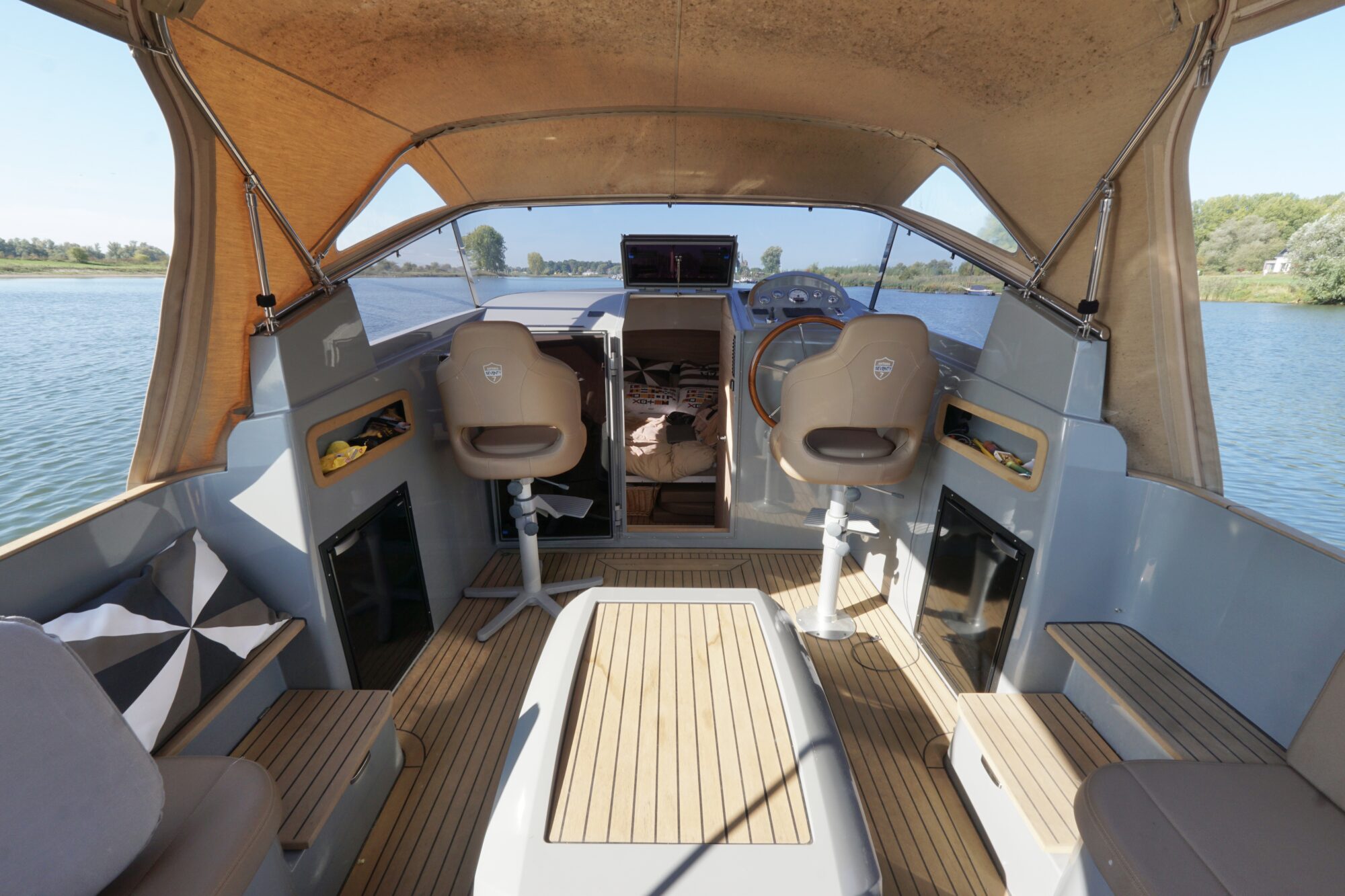 foto: 42 Antaris Antaris Seventy7 Cabin