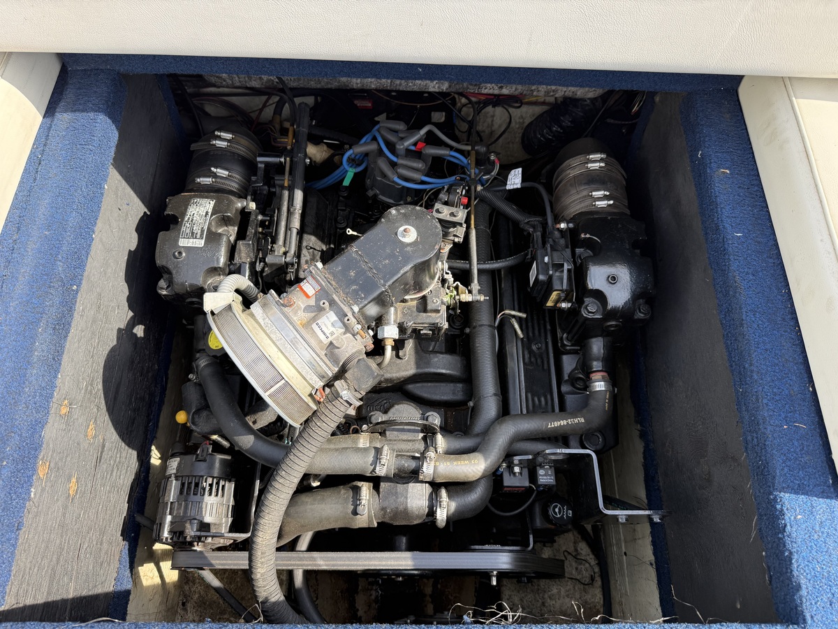 foto: 26 Wellcraft 233 Eclipse