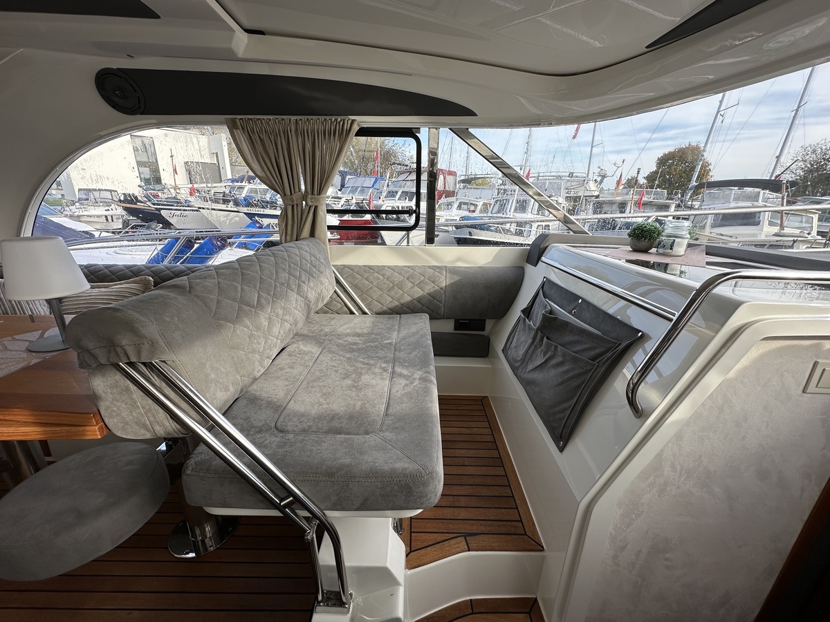 foto: 33 Marex 375