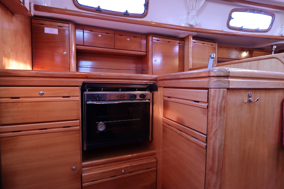 foto: 25 Bavaria  37-3 Cruiser