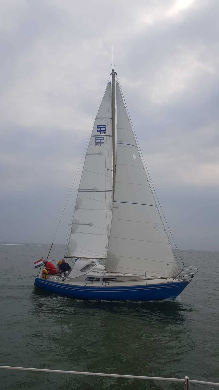 foto: 37 Spirit 28