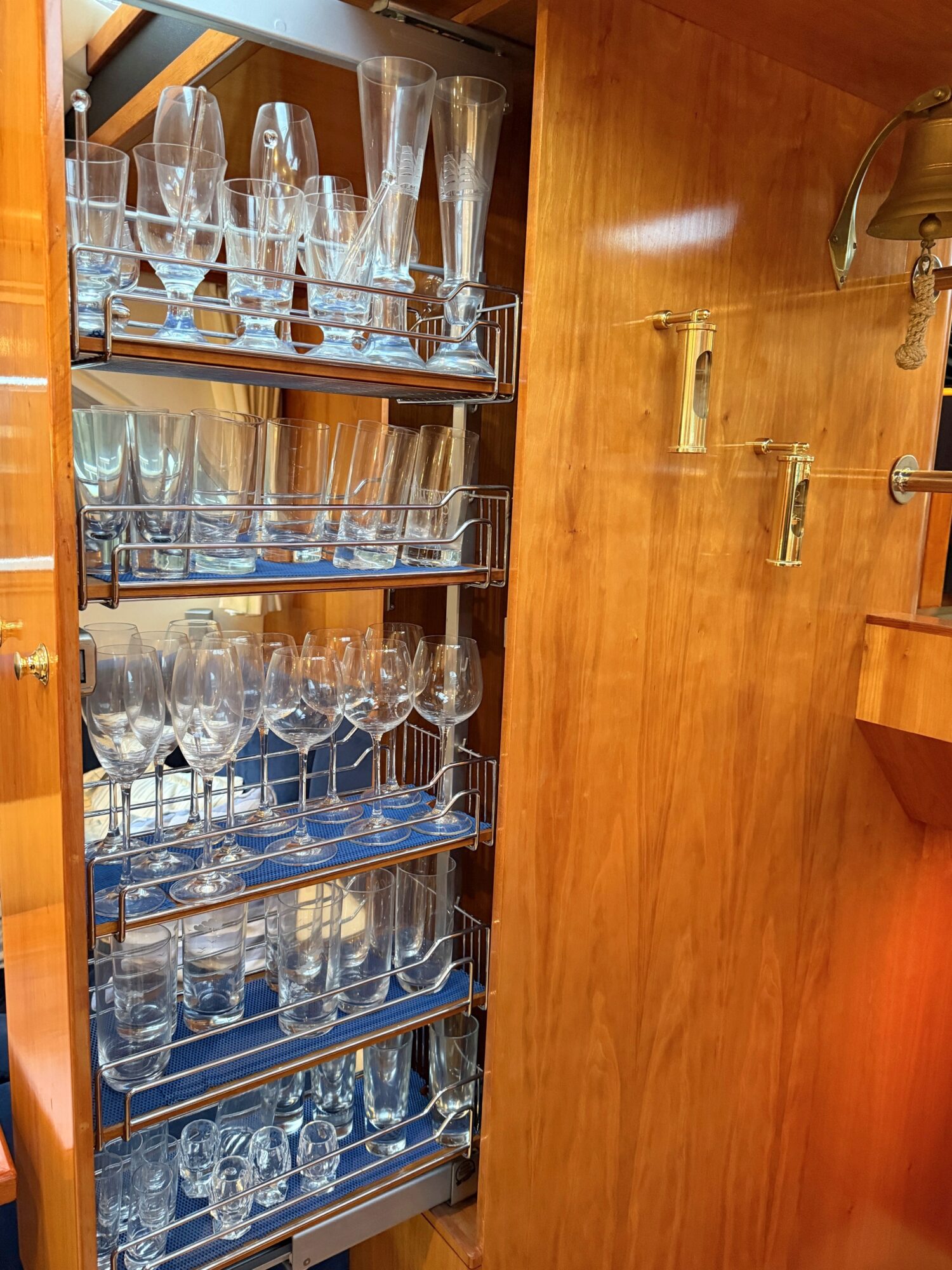 foto: 63 Van der Heijden Van der Heijden 17.00 Dynamic Deluxe VS