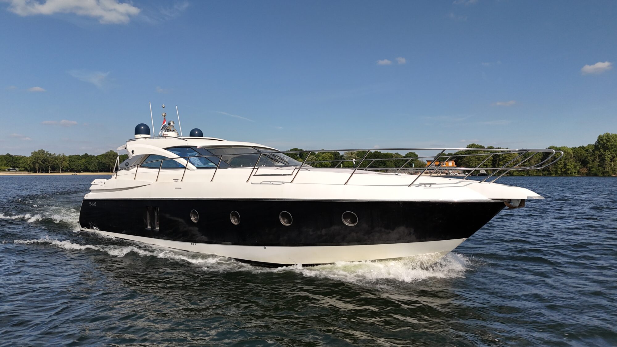 foto: 90 Sessa Sessa C52 HT
