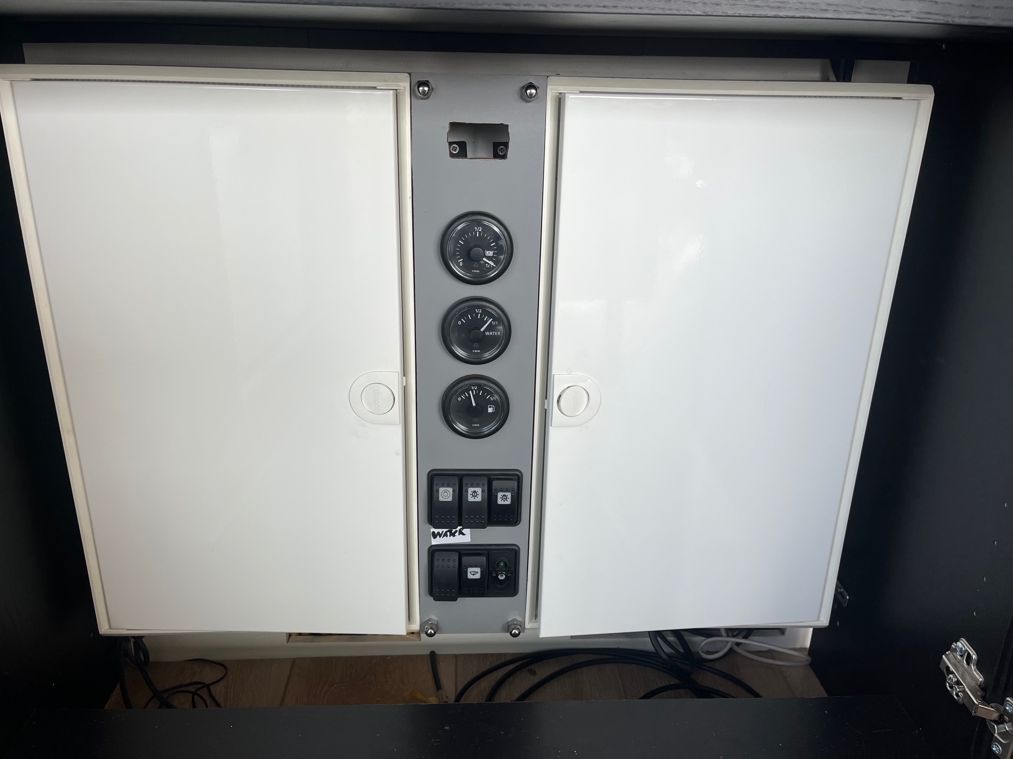 foto: 29 Houseboat Friesland 12.75 X 4.50 (inboard Engine)