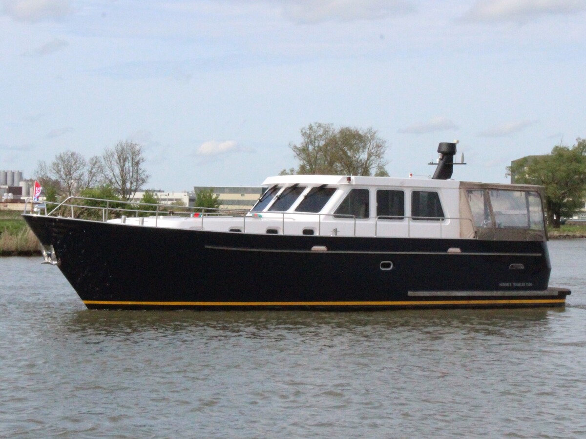 foto: 5 Hemmes Trawler 1500