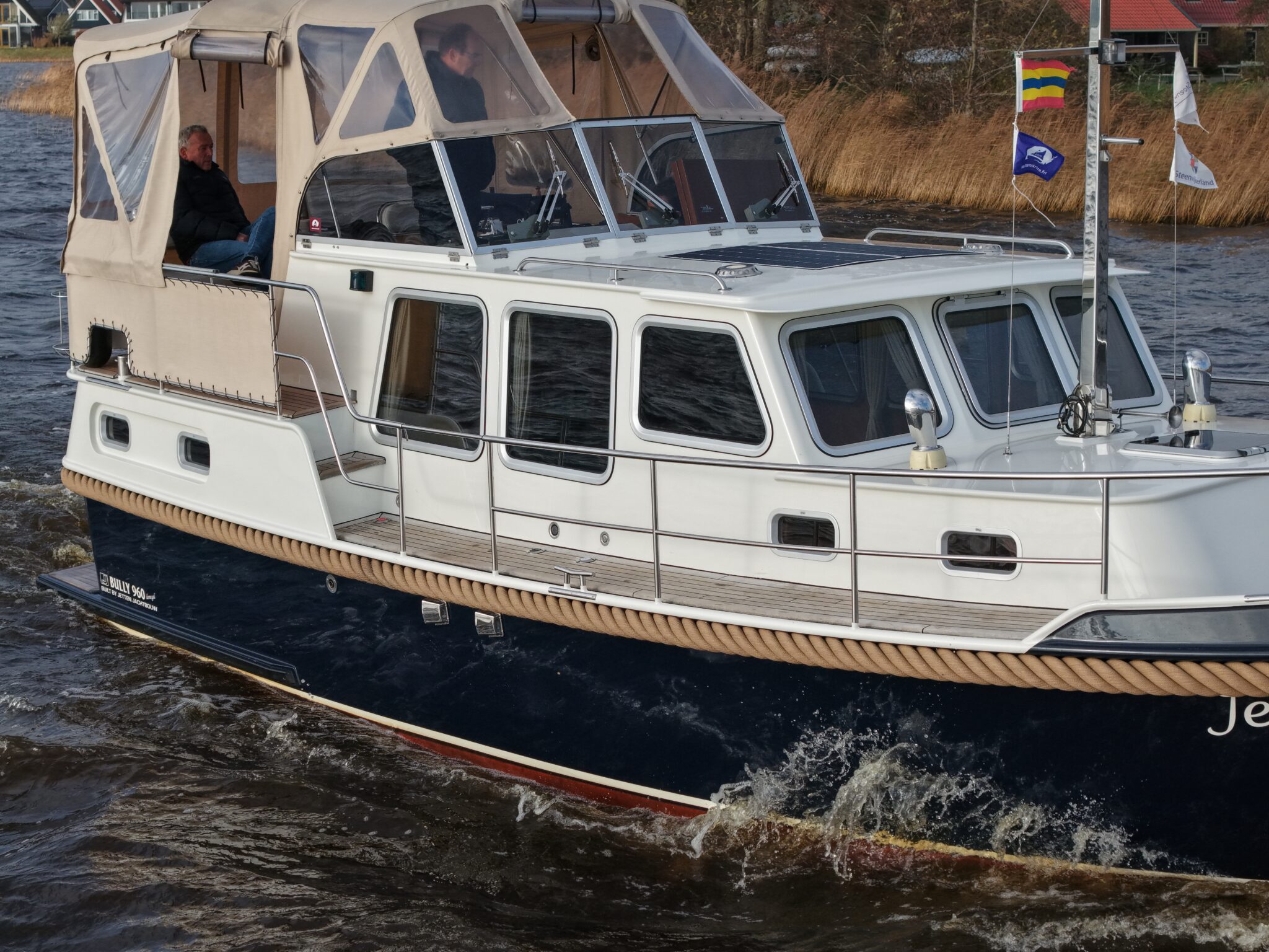 foto: 30 Jetten Jetten Bully 9.60 AK