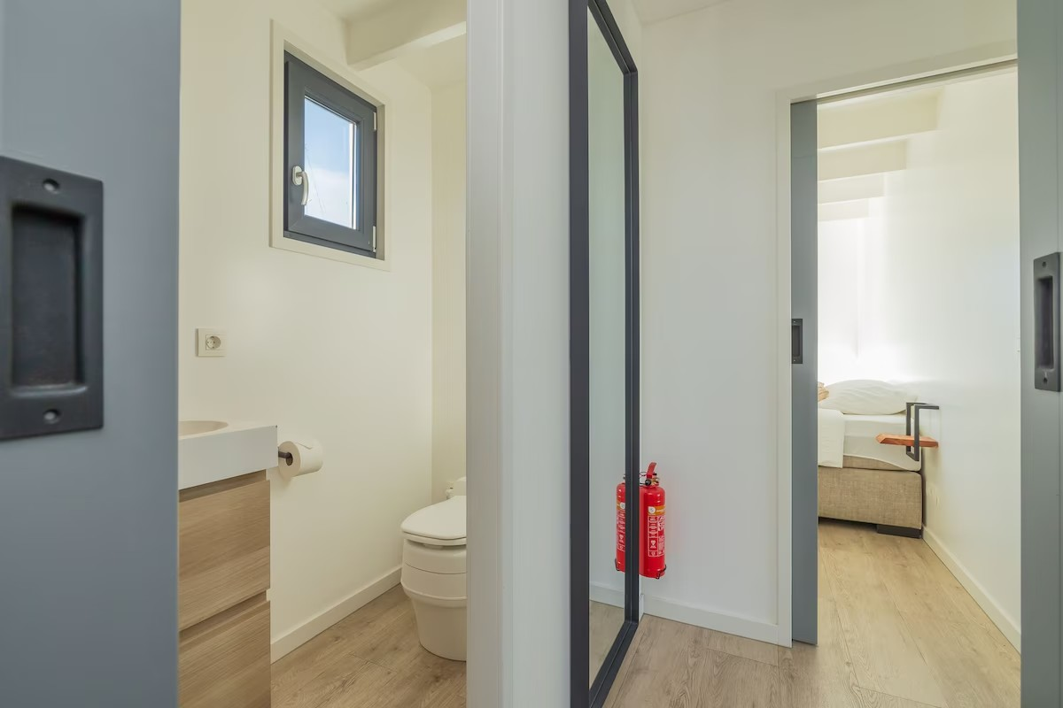 foto: 26 Surla 15 Houseboat Zelfvoorzienend