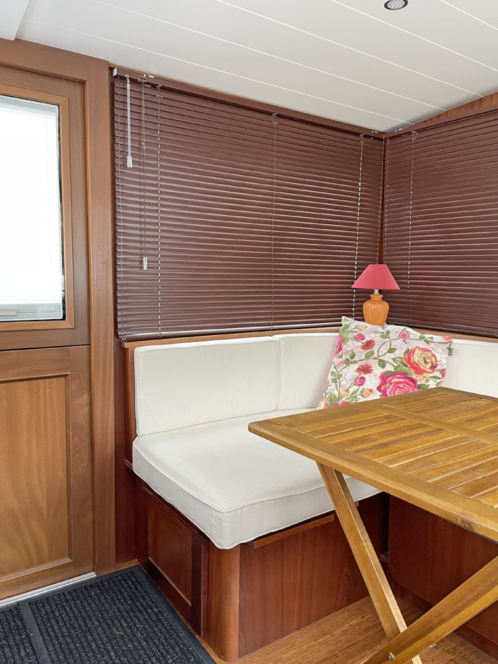foto: 35 Piper Luxemotor 49L