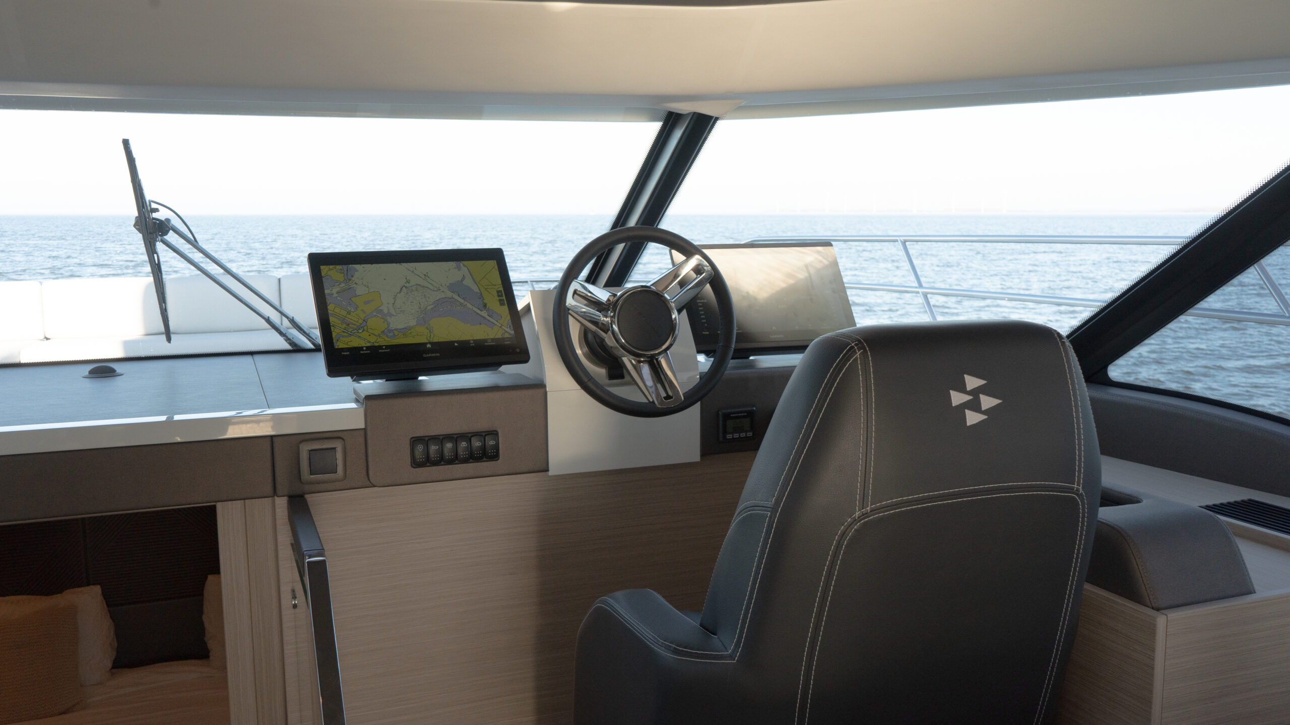 foto: 41 Prestige M48