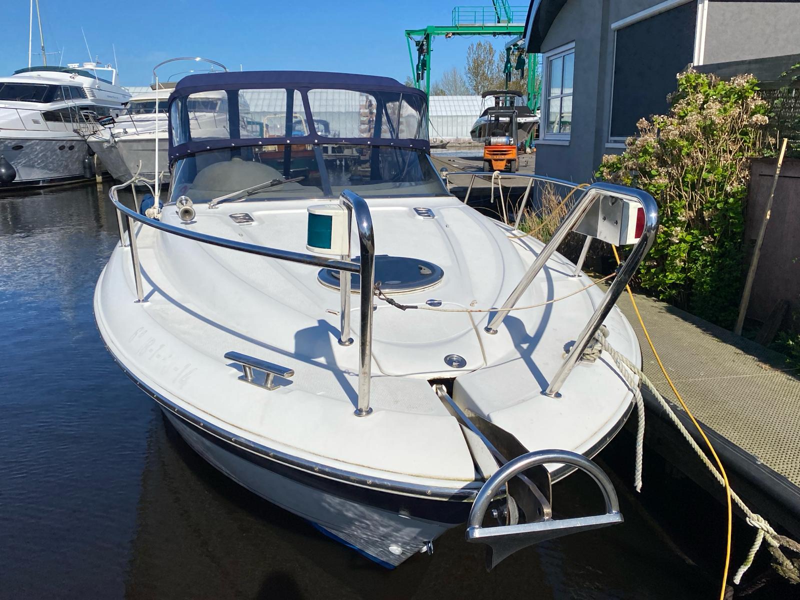 foto: 12 Bavaria 29 DC