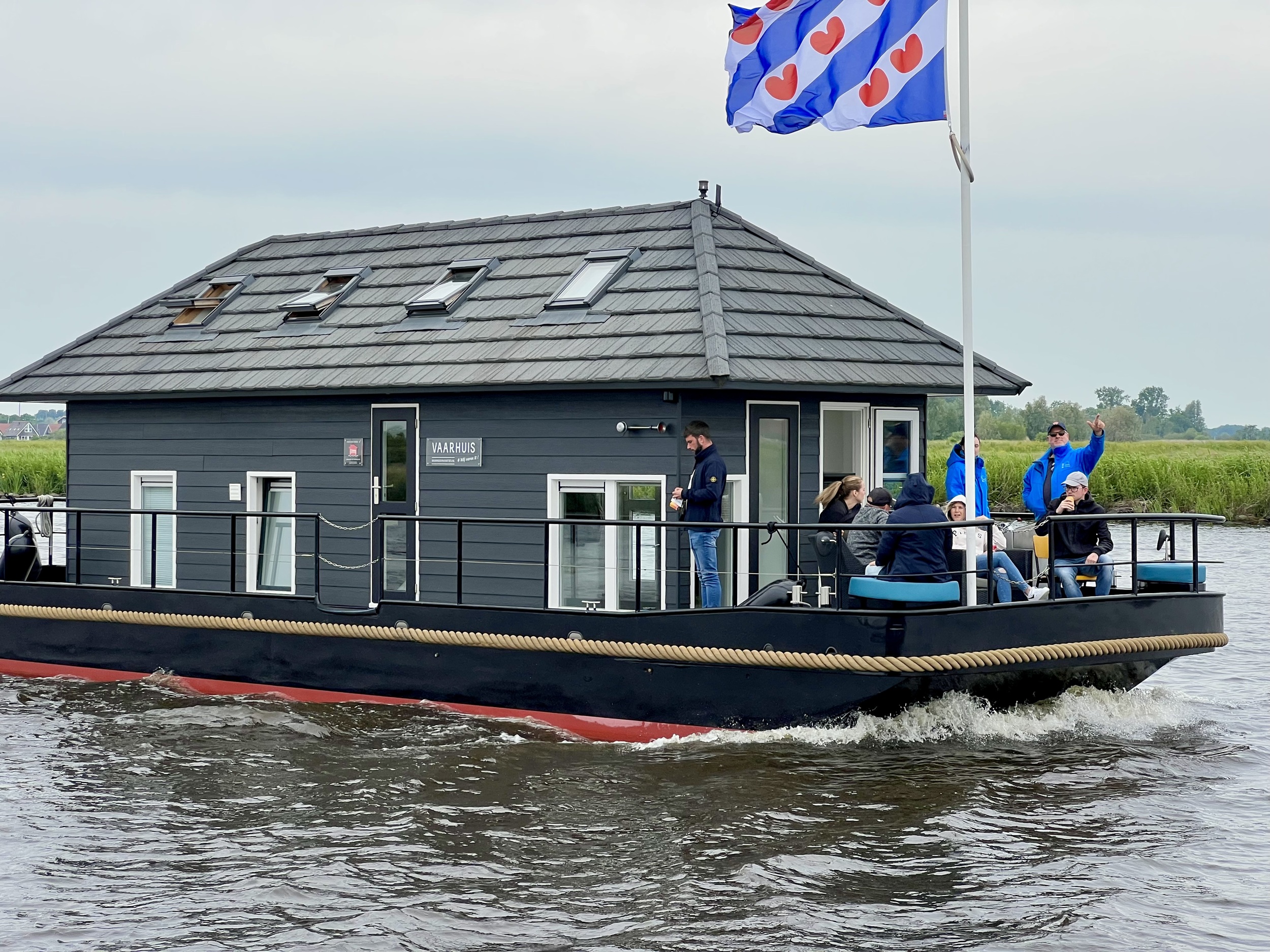 foto: 28 Prins HomeShip 1350 | VaarHuis | Houseboat