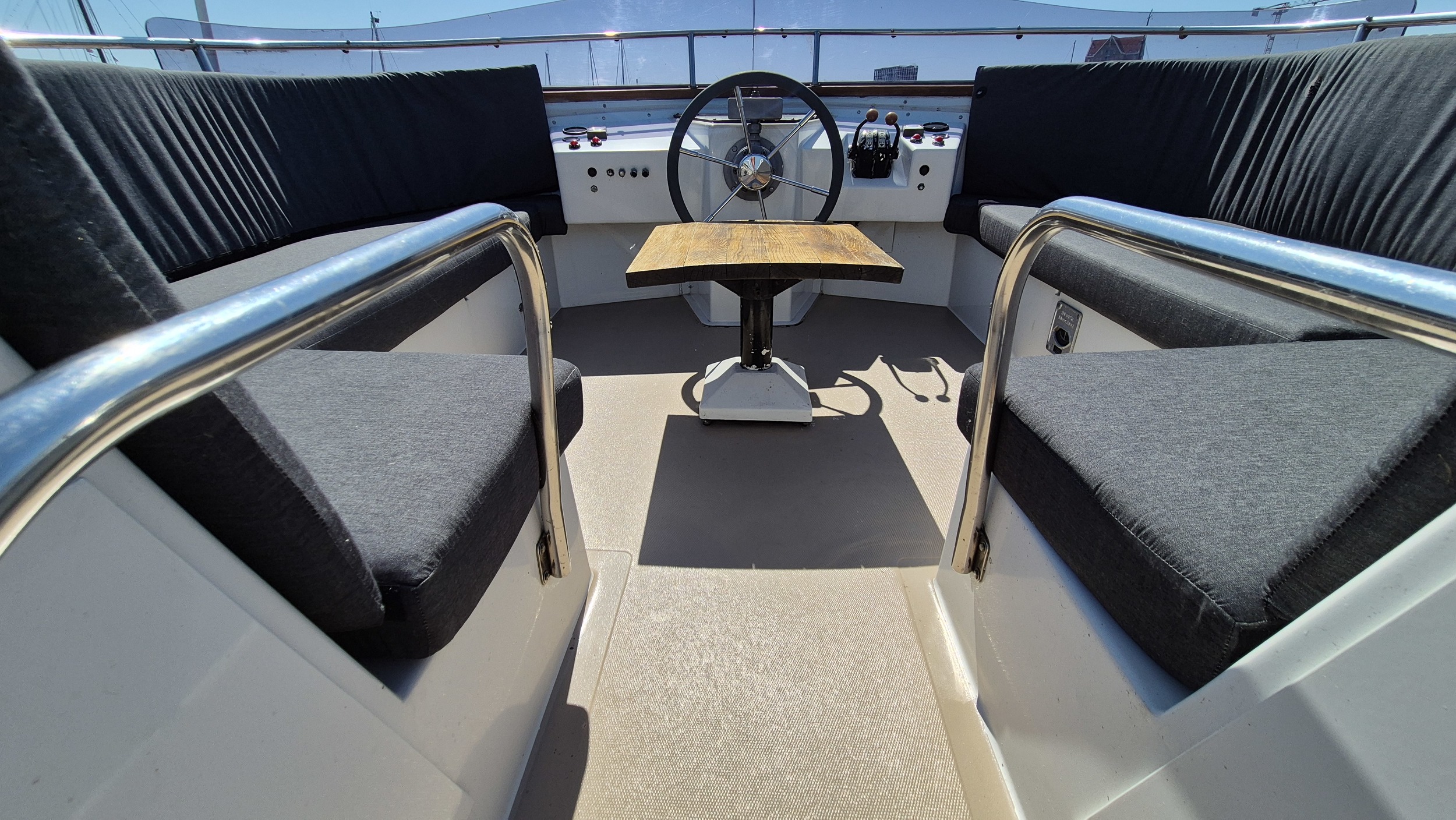 foto: 55 Ancora 44 Flybridge