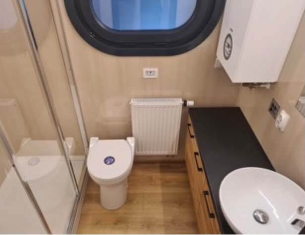 foto: 39 Campi 400 Per Direct In Maasbommel Houseboat