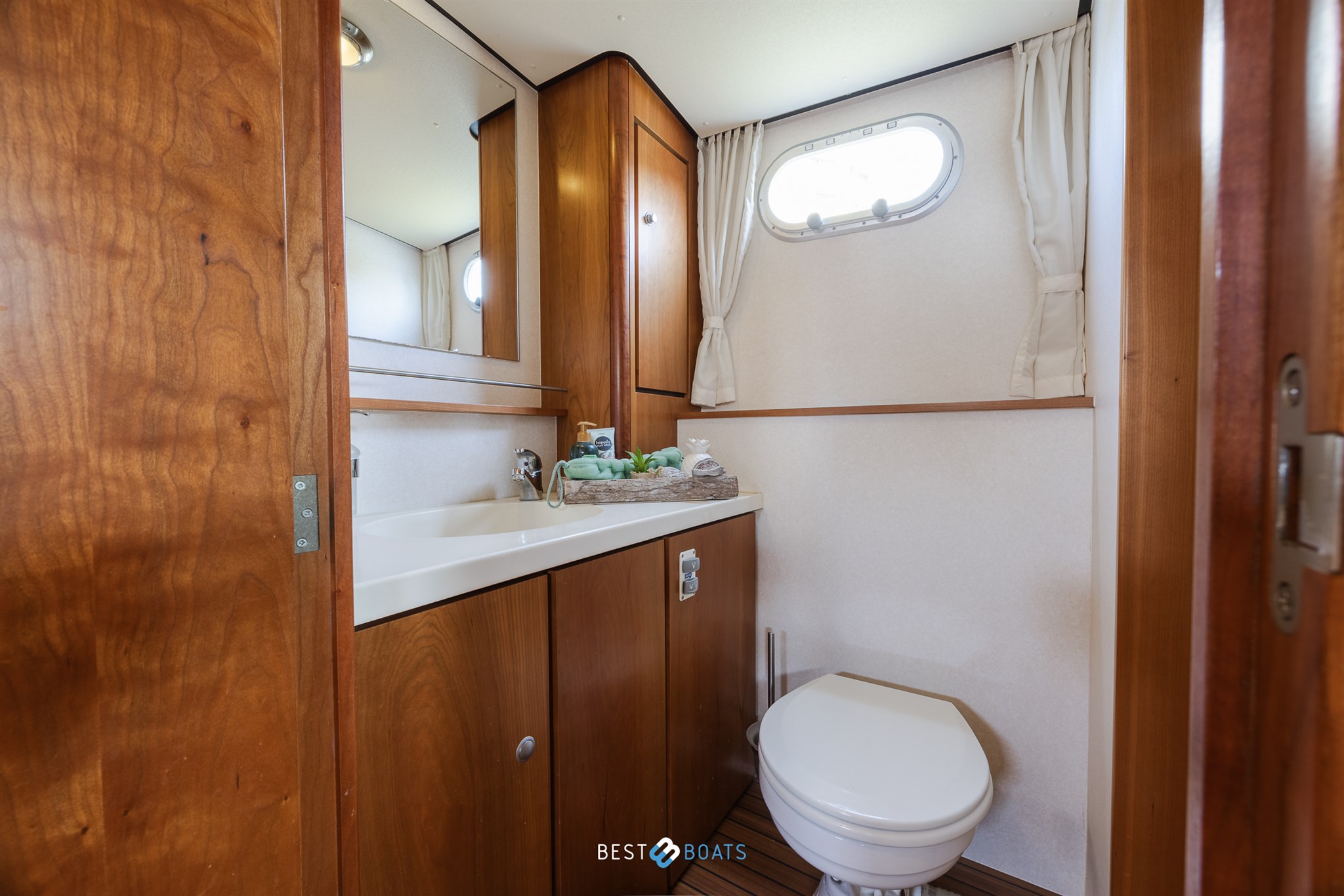 foto: 42 Linssen Grand Sturdy 40.9 AC