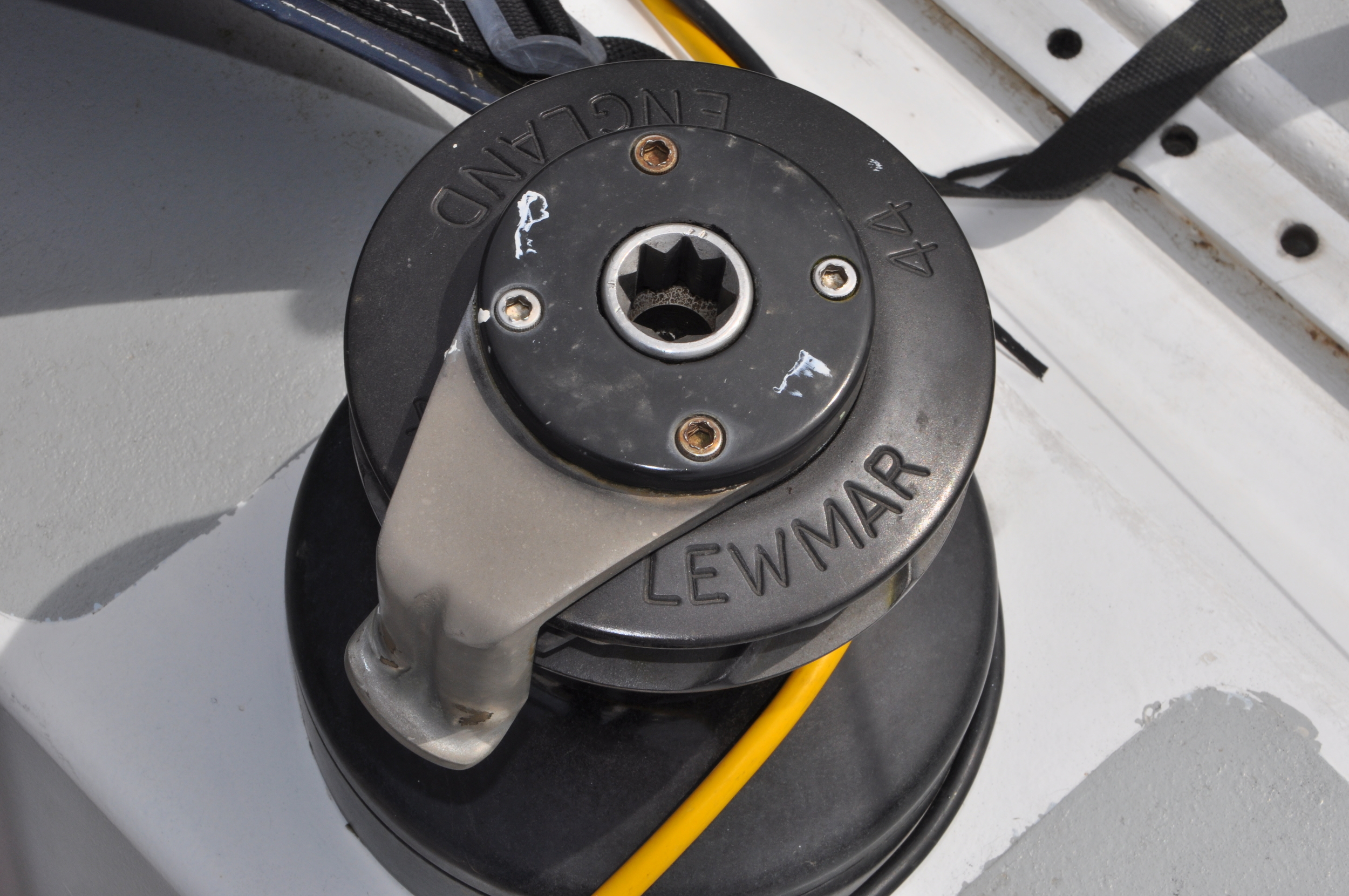 foto: 18 Standfast 33