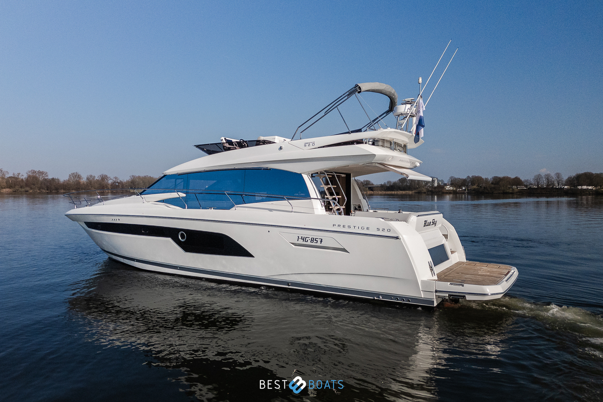 foto: 60 Prestige 520 FLY