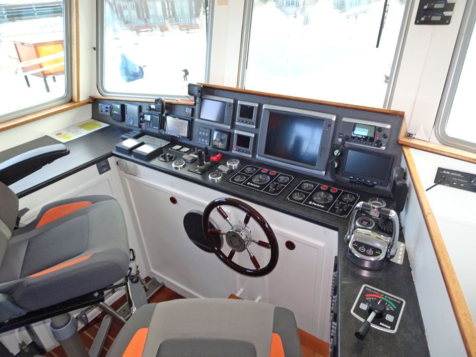 foto: 48 Trawlerjacht 48, zeegaand