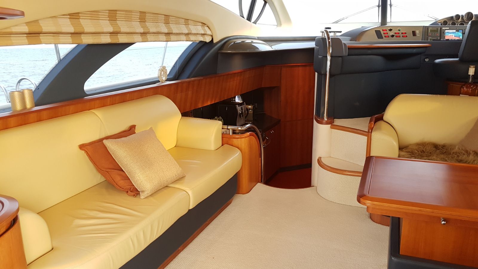 foto: 18 Azimut 50 fly