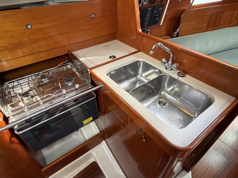 foto: 27 Beneteau Oceanis 321