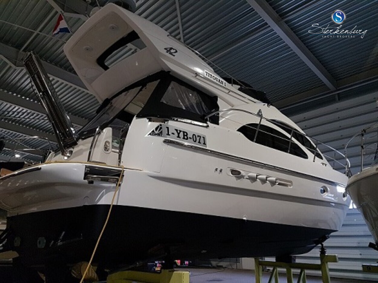 foto: 29 Azimut 42