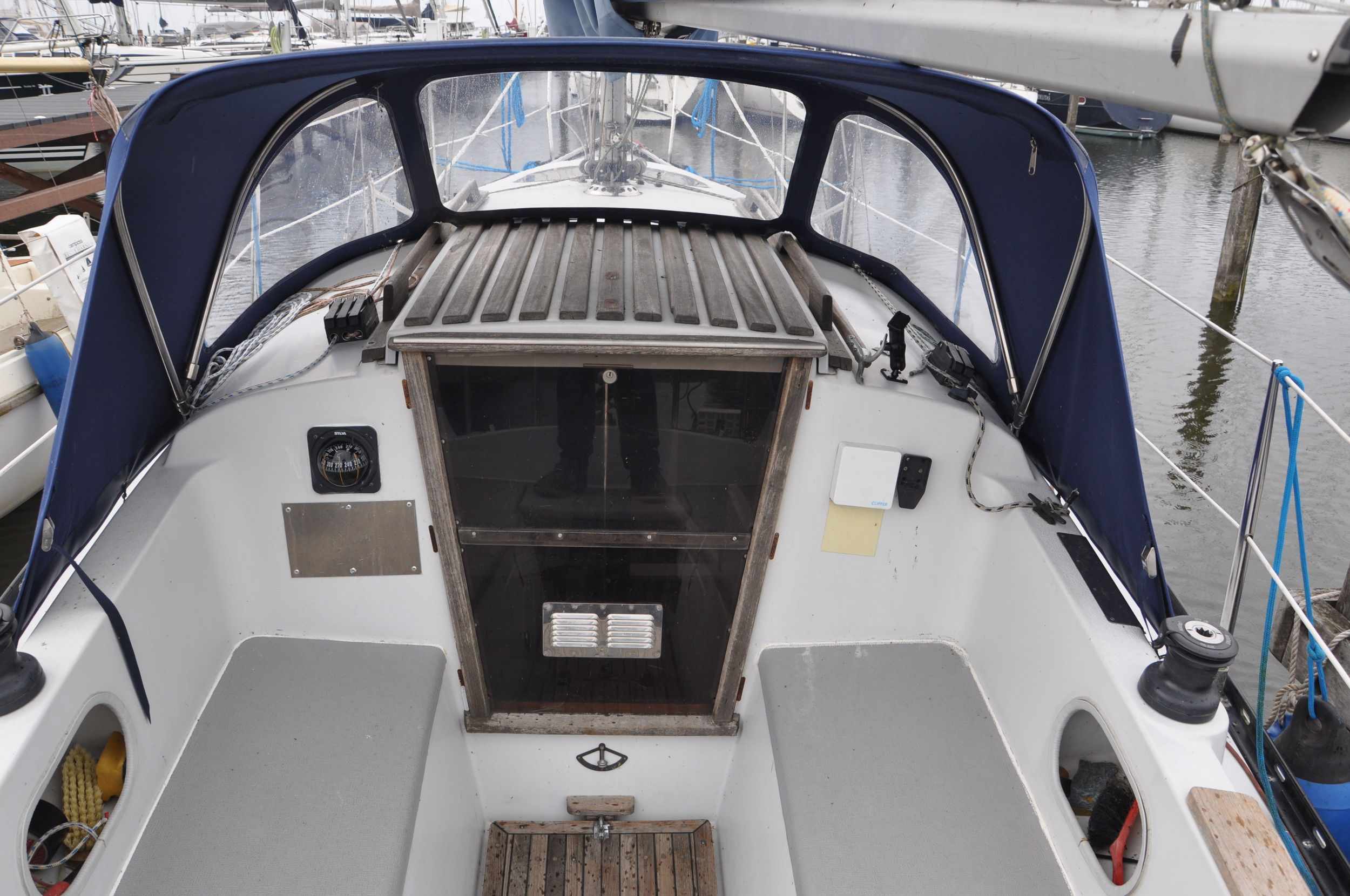 foto: 10 Neptun 27