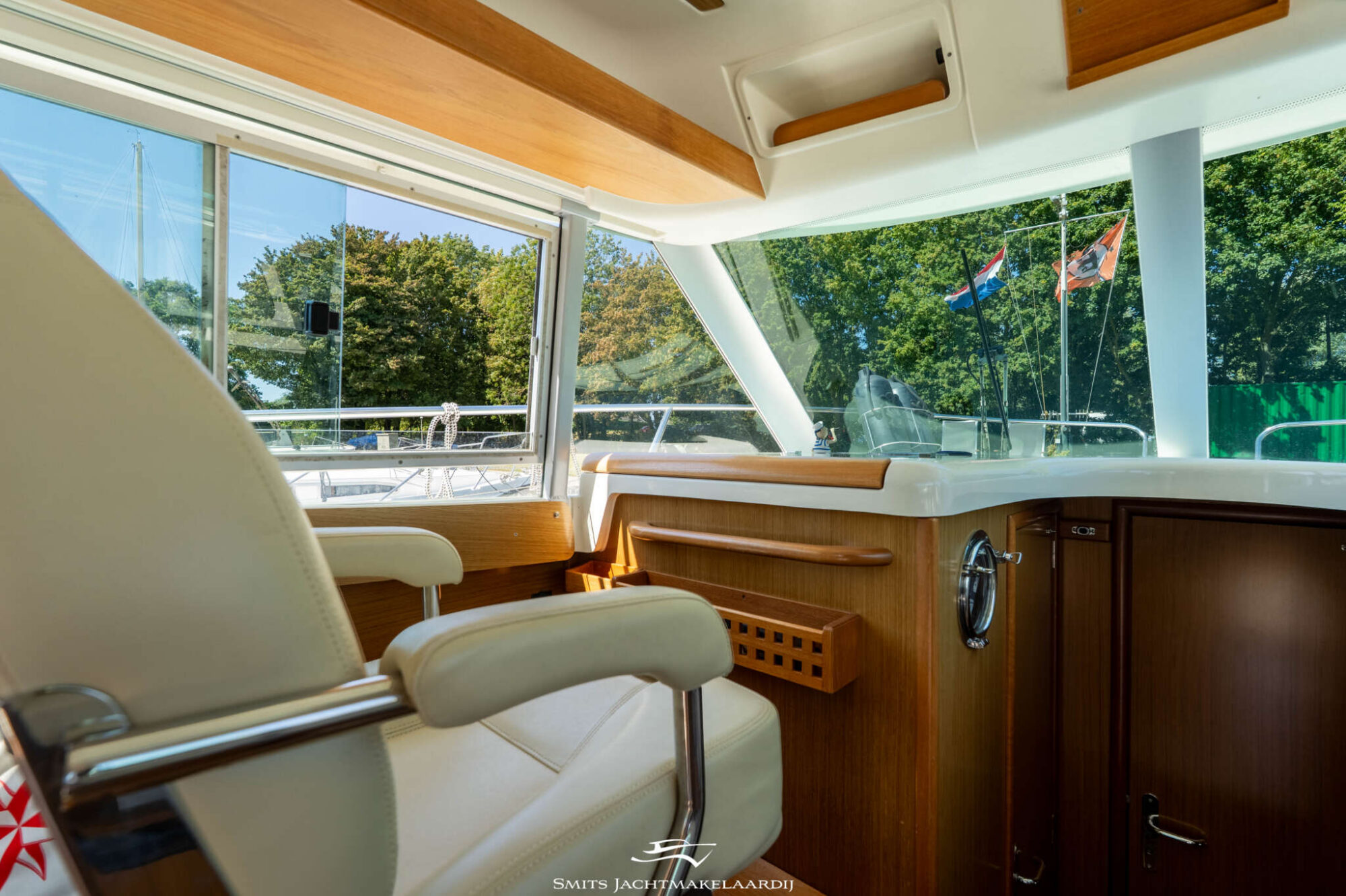 foto: 26 Jeanneau Jeanneau Merry Fisher 9.25 Flybridge