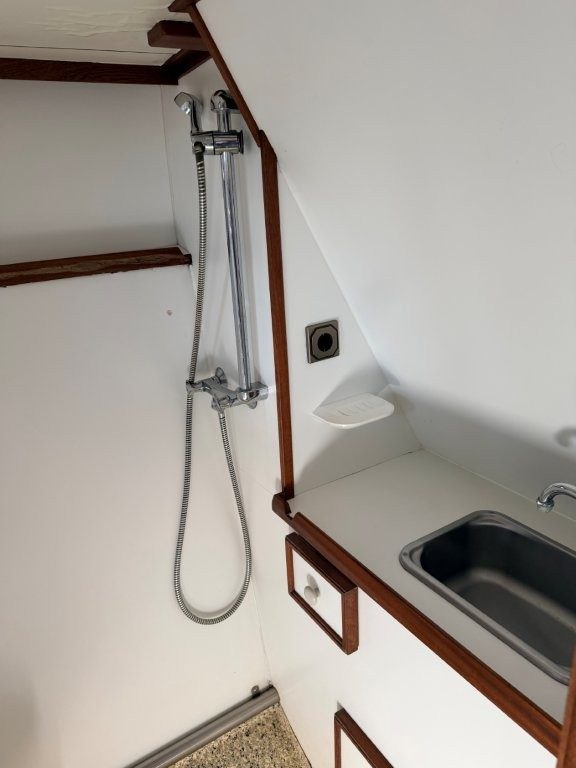 foto: 18 Vri-Jon 1200 AK