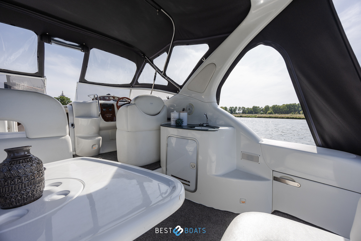foto: 23 Sessa  Oyster 34