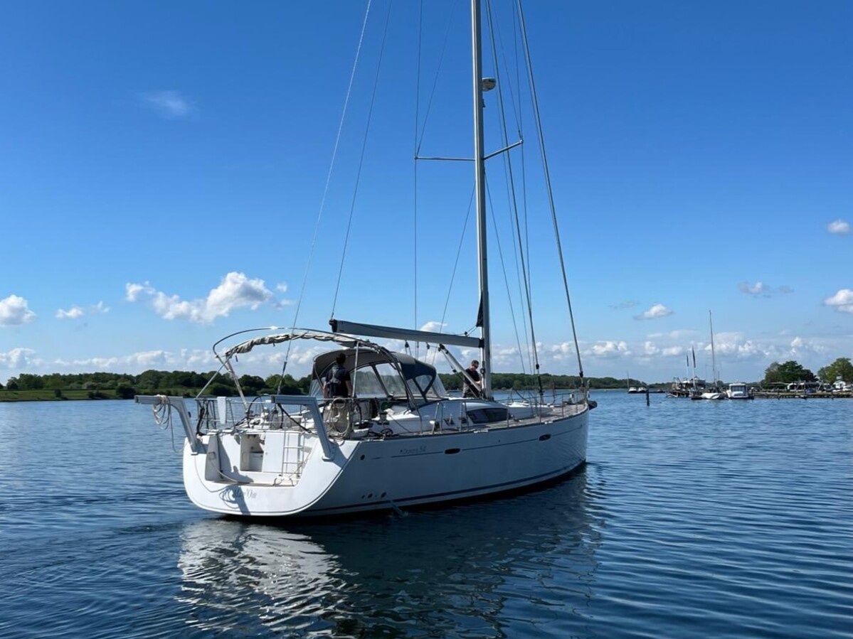 foto: 41 Beneteau Oceanis 54