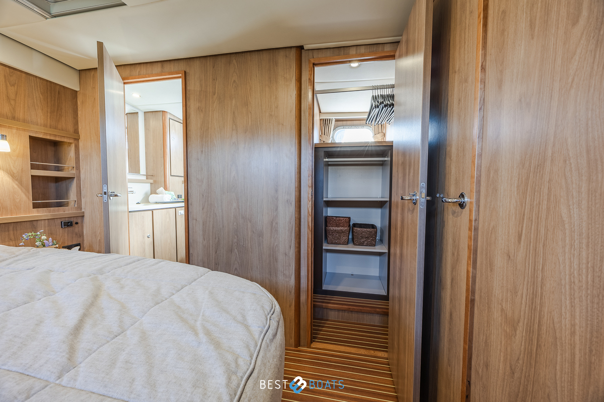 foto: 34 Linssen Grand Sturdy 40.0 AC