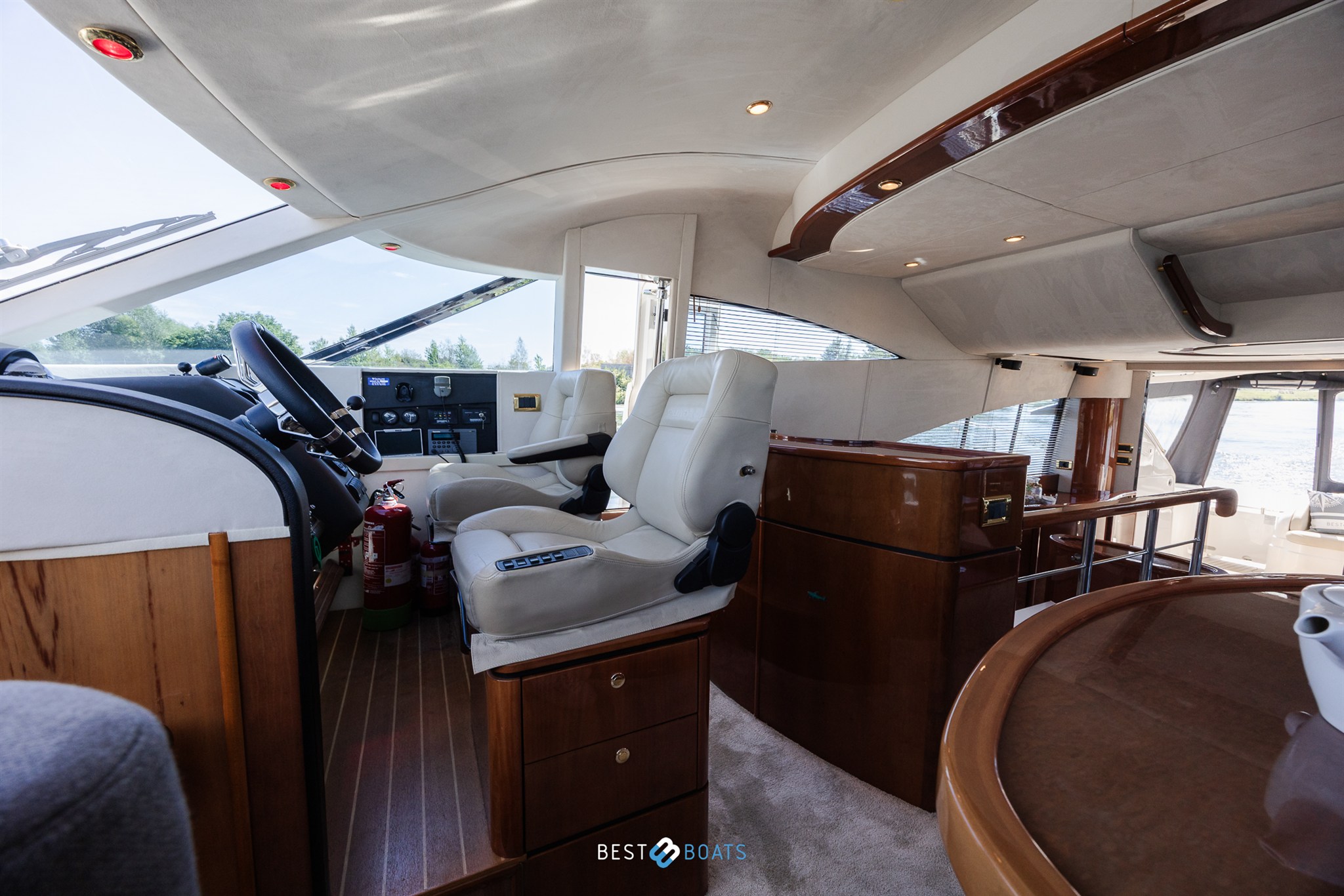 foto: 75 Fairline 58 Squadron