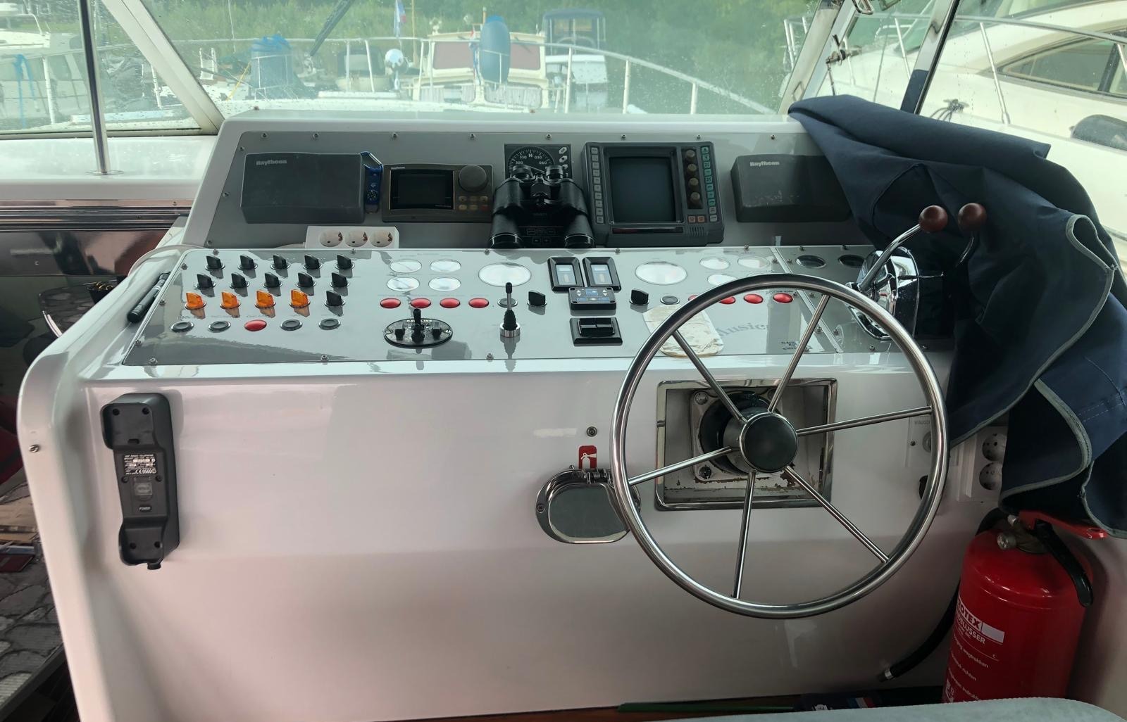 foto: 41 Sea Ray Sea Ray 400 Express Cruiser