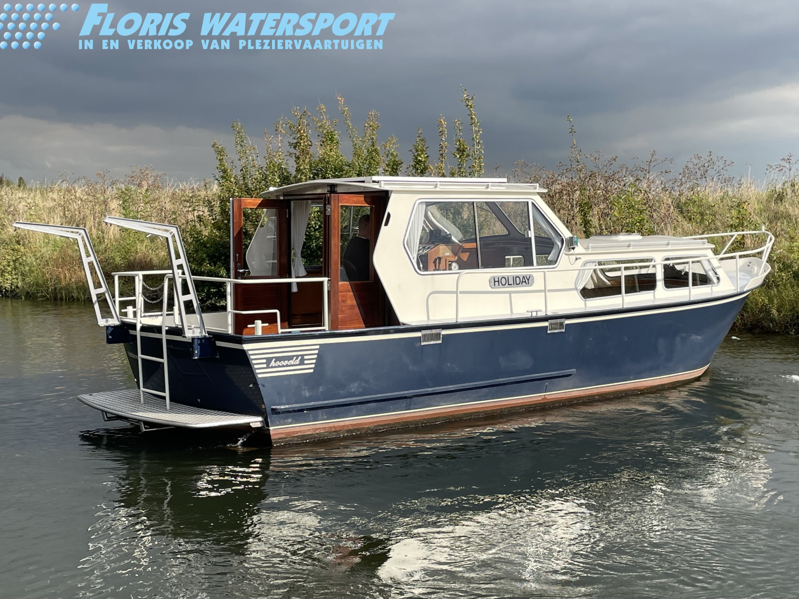 foto: 11 Hooveld 850 Open Cabin